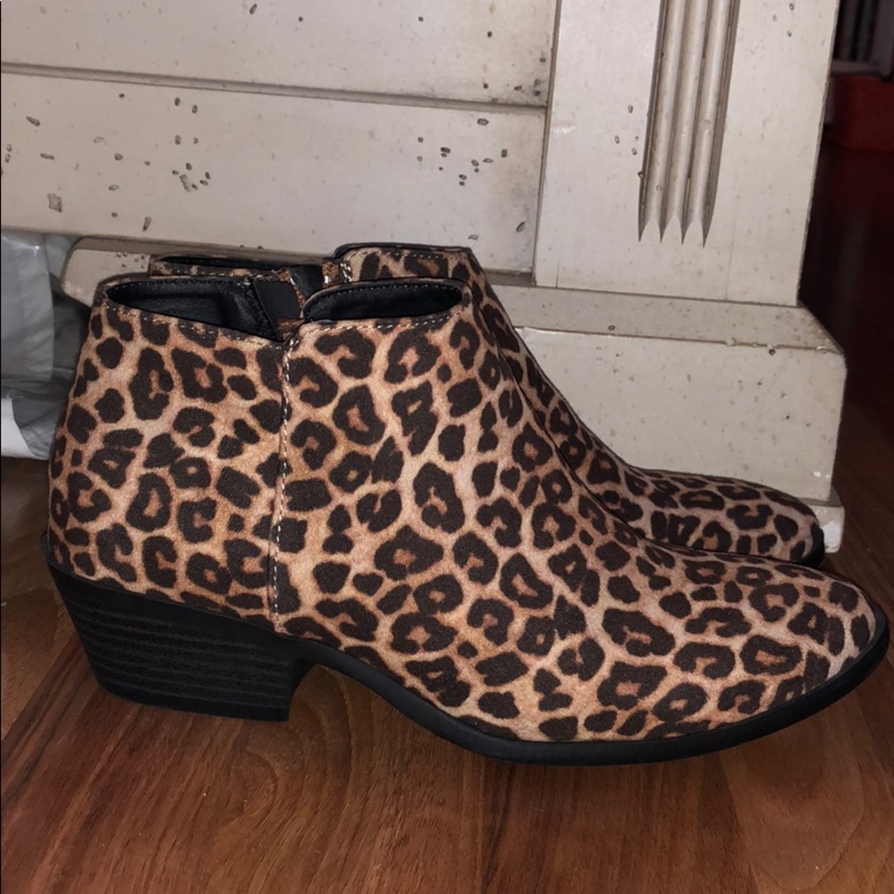 Brand New Soda Booties